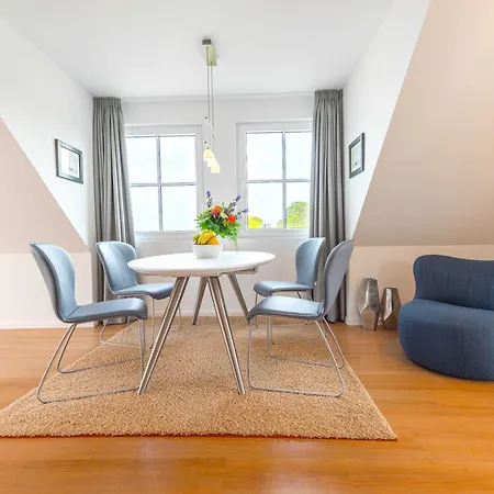 Gar4d Strandtraum F Apartamento